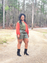 Load image into Gallery viewer, Curvy Short Pants in OLIVE